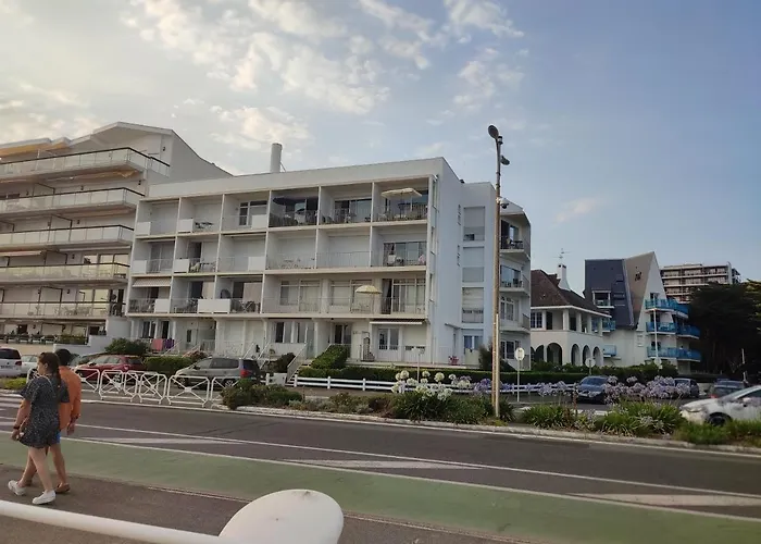 Apartment Loueurdappart - Cosy, Tres Jolie Vue Mer, A Pied A *